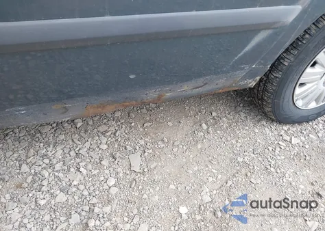 2006 Chrysler Town & Country z USA, uszkodzony, nr VIN 1A4GP45R46B626800